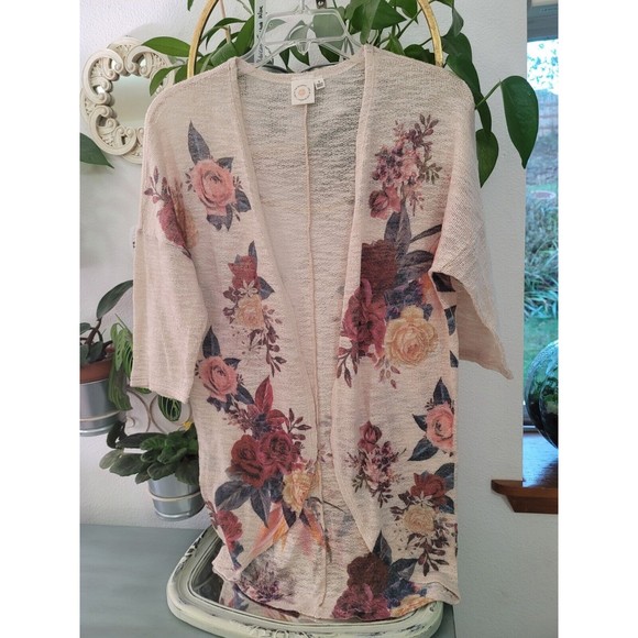 Live in the moment Woman's Floral Rose Boho Cardigan Size Small - Picture 2 of 13